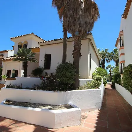 Loma Del Rey 56 - Casa Primera Linea De Mar Alcaidesa Exterior photo